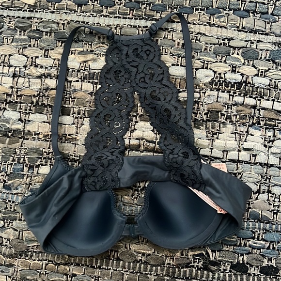 Victoria secret bra - Picture 3 of 4